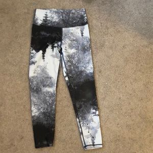 Aerie move leggings